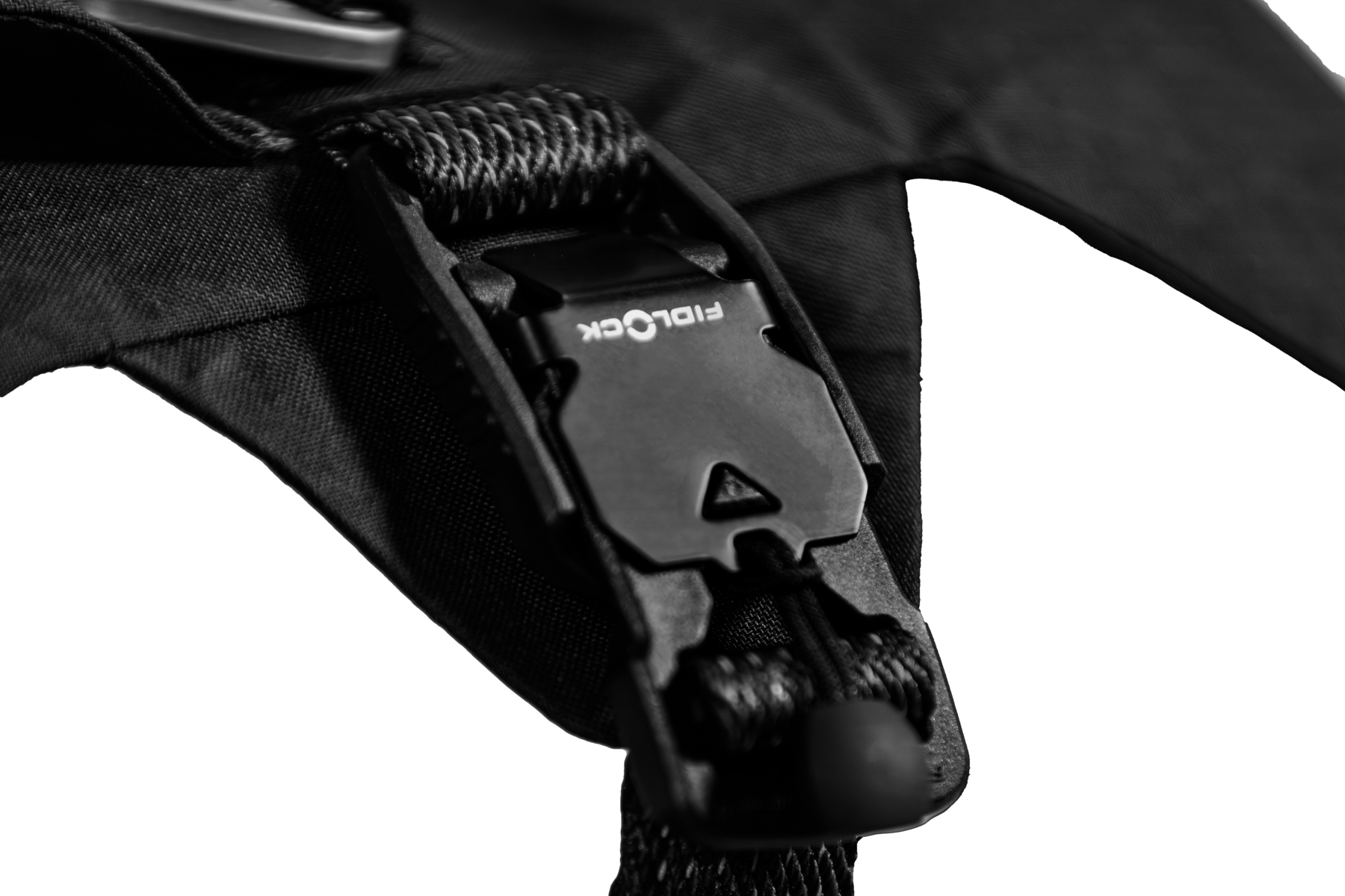 CompressedPNG-3090_Ridgeline-Harness_Obsidian-Black_Detail-2_STUDIO.png