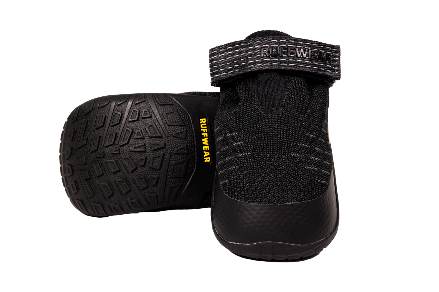 Compressed_PNG-1570_Ridgeline-Shoes_Obsidian-Black_Pair_STUDIO.png